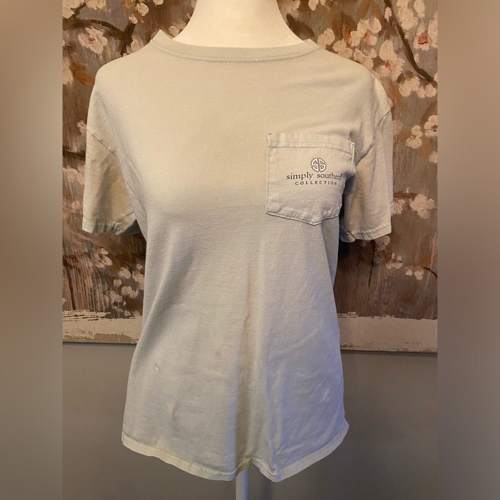 Adult small Simply Southern tshirt